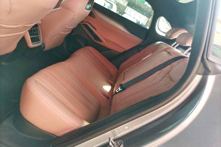 Used BYD Song L EV 2025 Intelligent Driving Version 662 km LiDAR Excellence Edition