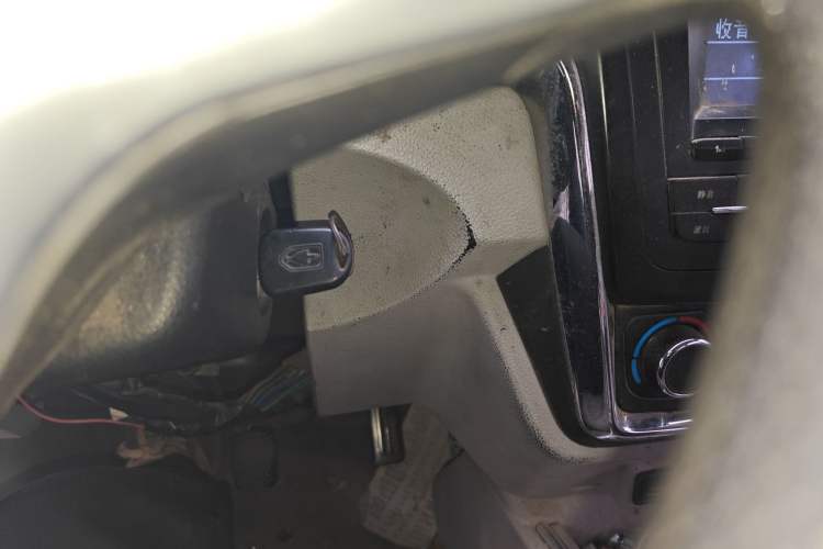 Used Jinbei New Hiace X30L 2018 1.5L Wealth Edition DLCG14 Vehicle Key