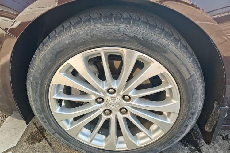 Used Buick LaCrosse 2018 28T Elite Edition