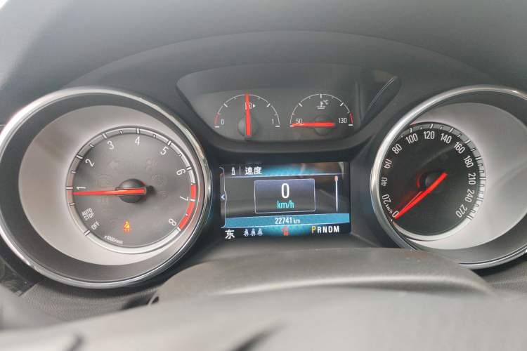 Used Buick Regal 2017 20T Elite Edition Instrument Cluster