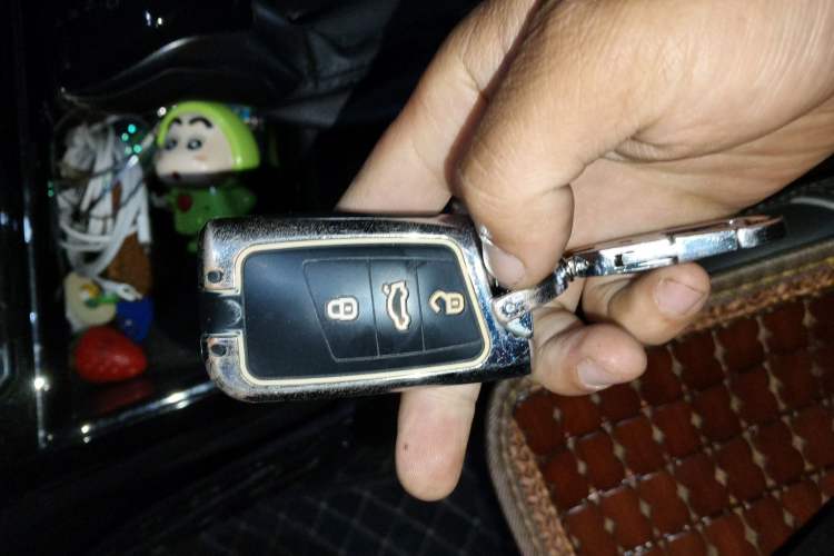 Used Volkswagen Passat 2022 280TSI Elite Edition Vehicle Key