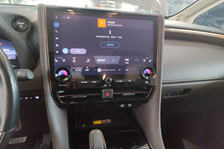 Used Toyota Alphard 2024 Dual-Engine 2.5L Deluxe Edition
