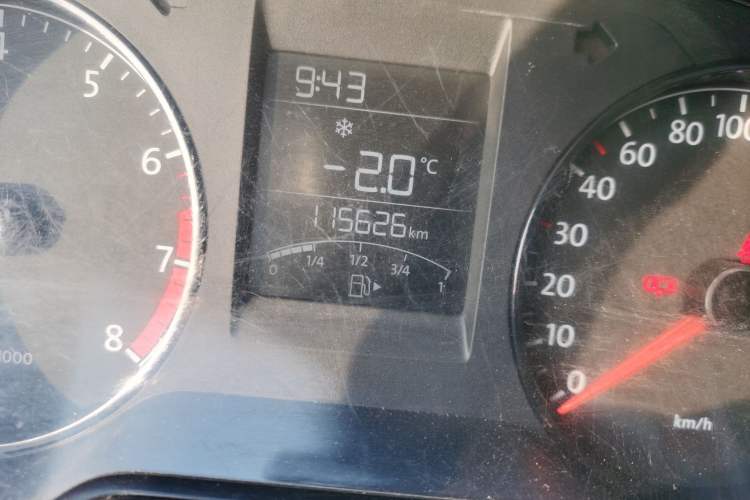 Used Volkswagen Polo 2014 1.4L Manual Fashion Edition
