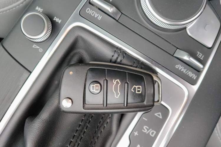 Used Audi A3 2020 Limousine 35 TFSI Fashion Edition China VI Emission Standard Interior 1