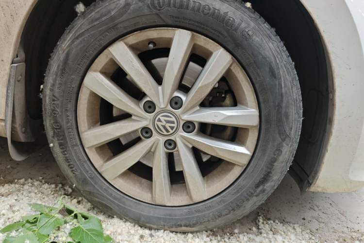 Used Volkswagen Touran 2016 Volkswagen Touran L 280TSI DSG Comfort Edition
