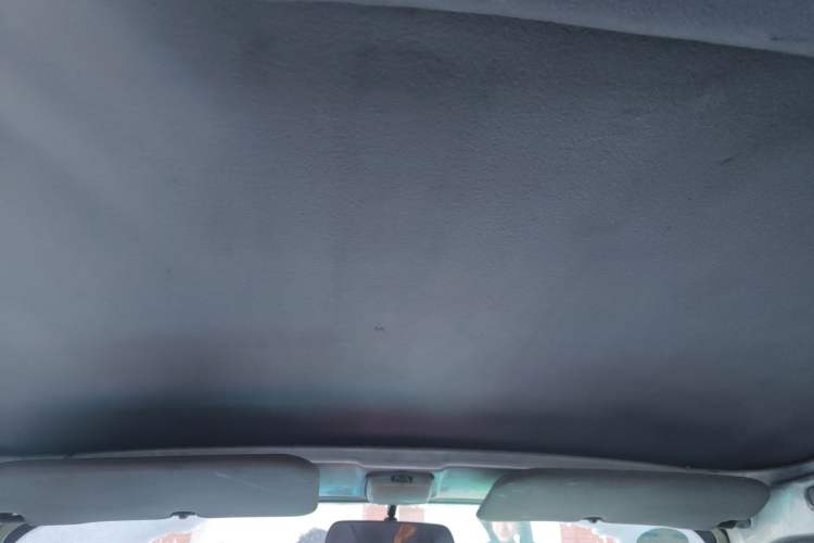 Used Wuling Rongguang 2011 1.2L Base Version
