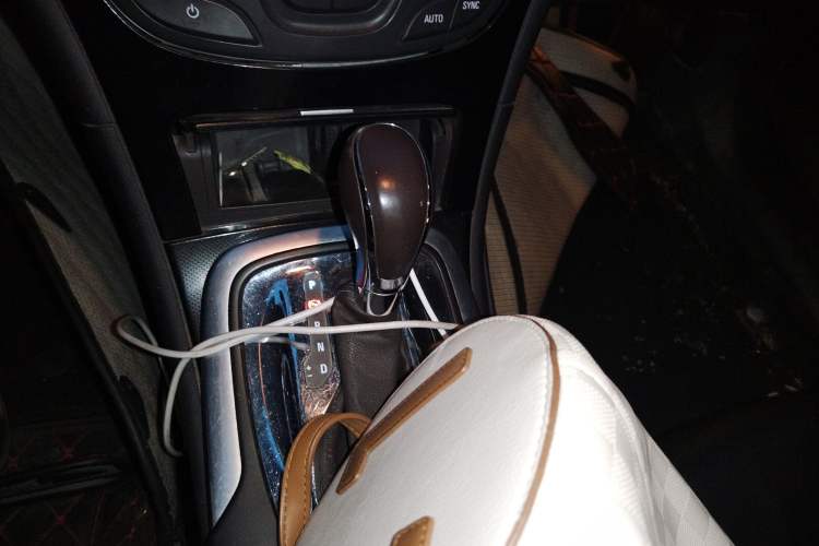 Used Buick Regal 2014 1.6T Fashionable Tech Edition
