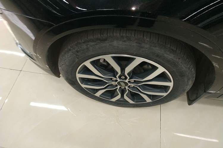 Used Cadillac XT5 2022 2.0T Four-Wheel Drive Platinum Edition
