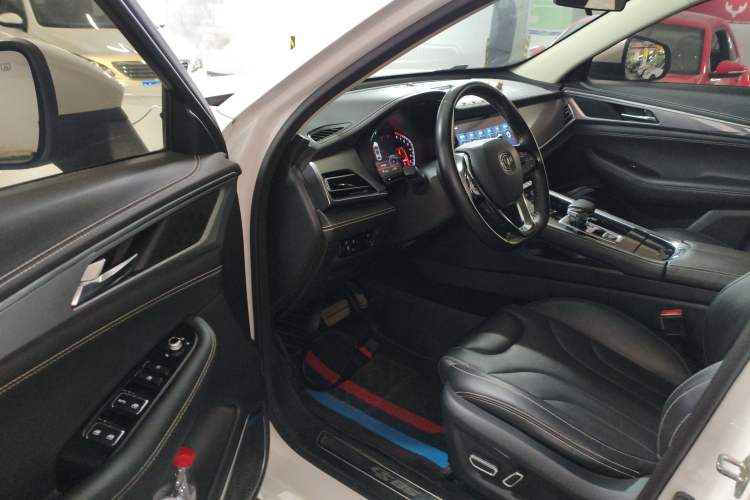 Used CHANGAN CS85 COUPE 2019 1.5T DCT Dynamic Version China VI Standard
