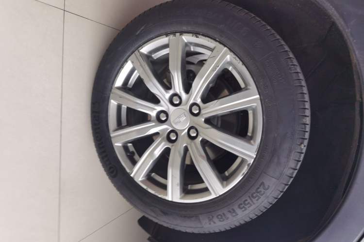 Used Cadillac XT4 2018 28T Two-Wheel Drive Leading Version
