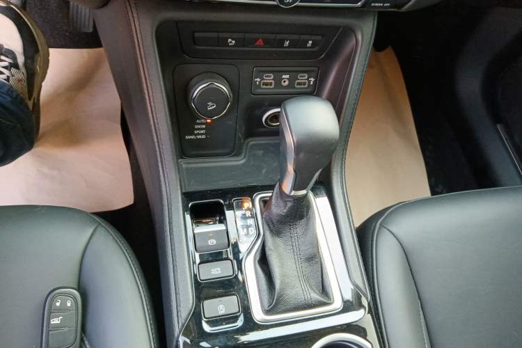 Used Jeep Grand Commander 2018 2.0T Four-Wheel Drive Prestige Edition China V
