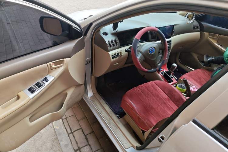 Used Toyota Corolla EX 2011 1.6L Manual Classic Edition