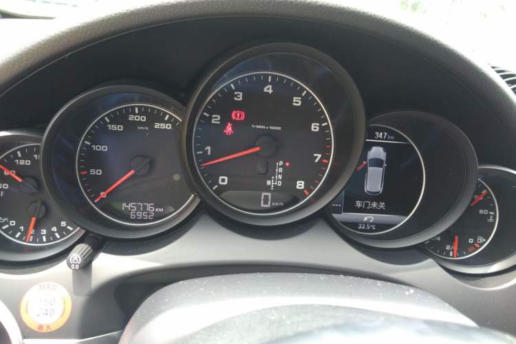 Used Porsche Cayenne 2015 Cayenne 3.0T Instrument Cluster