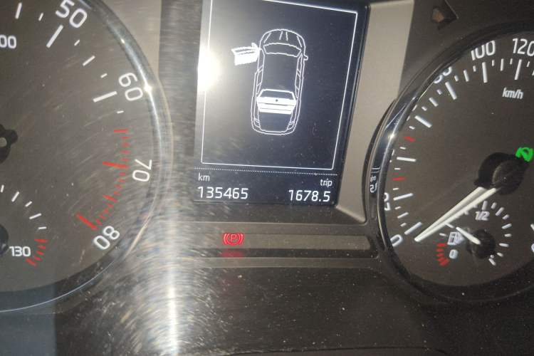 Used Skoda Octavia 2017 1.6L Automatic Smart Drive Edition
