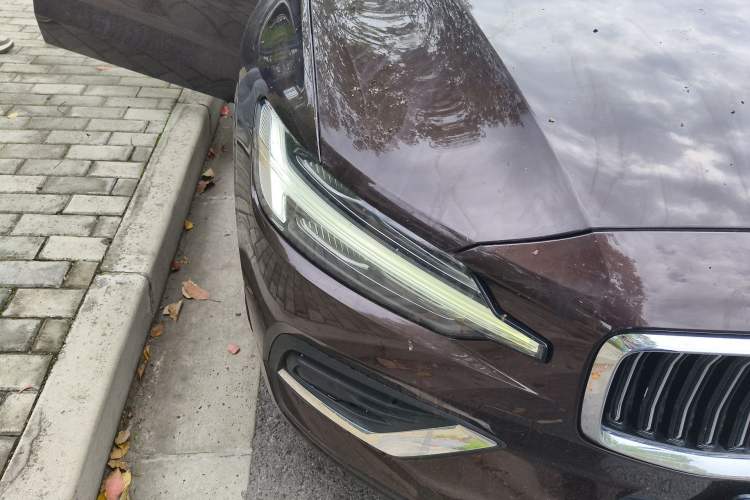 Used Volvo S60 2020 T4 Zhiyuan Luxury Edition