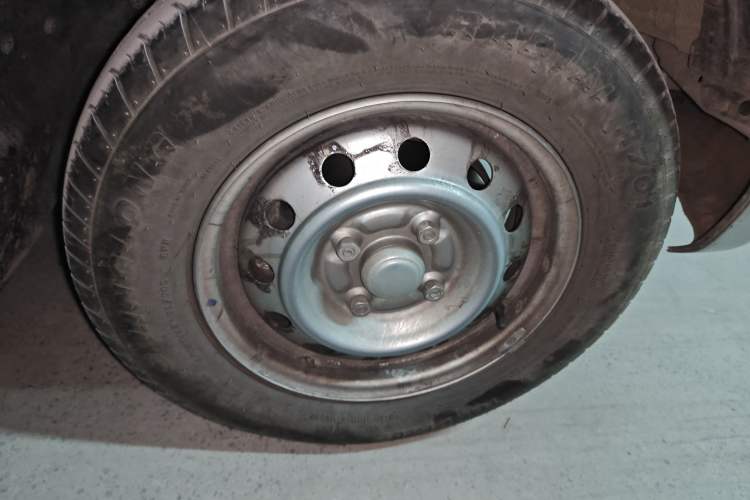 Used Wuling Rongguang S 2023 1.5L Basic Enclosed-Window Vehicle 2 Seats