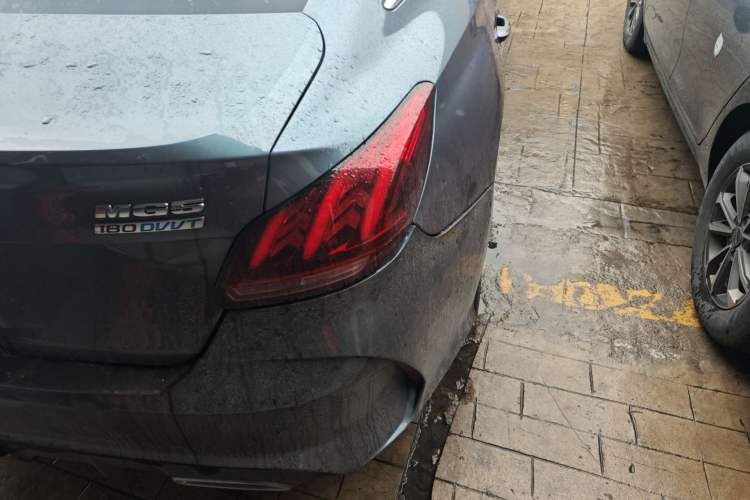 Used MG 5 2021 180 DVVT CVT Youth Luxury Edition