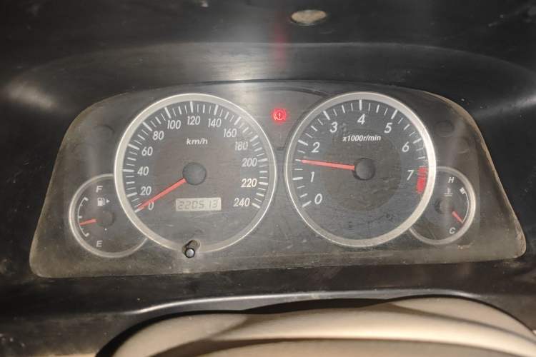 Used FAW Senya S80 2011 1.3L Manual 7-Seater Comfort Version
