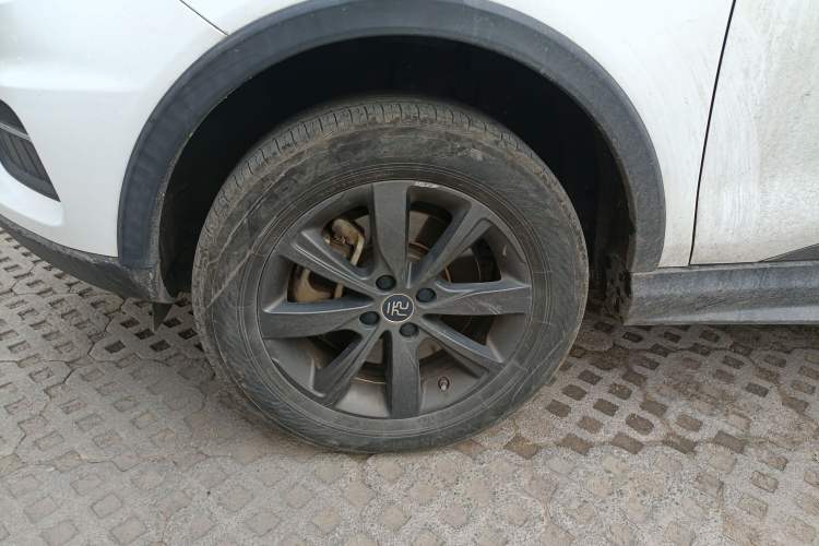 Used BYD Yuan New Energy 2019 EV535 Smart Connect Trendsetting Model
