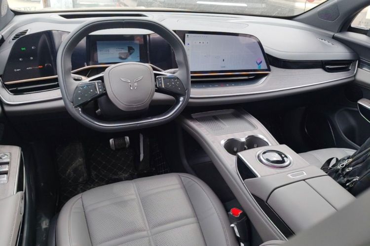 Used Hongqi Tiangong 08 2025 680 Ultra Four-Wheel-Drive Version