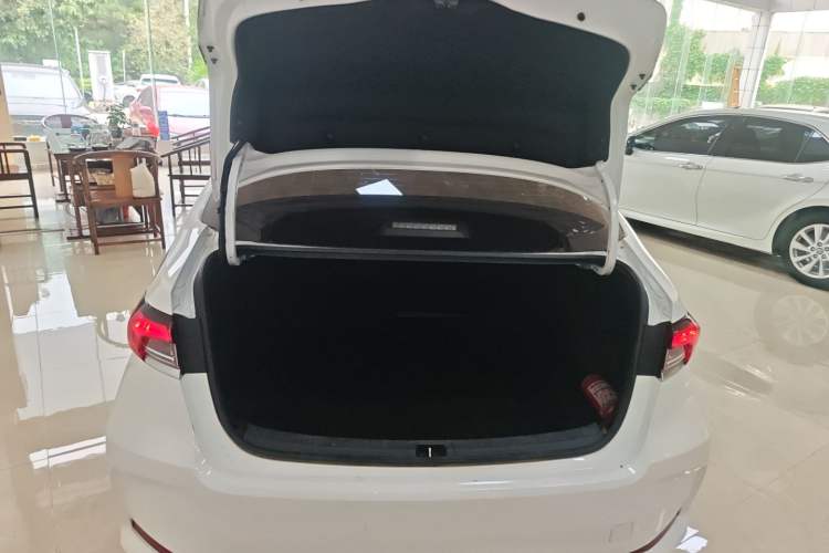 Used Toyota Corolla 2021 1.2T S-CVT Pioneer Edition Trunk