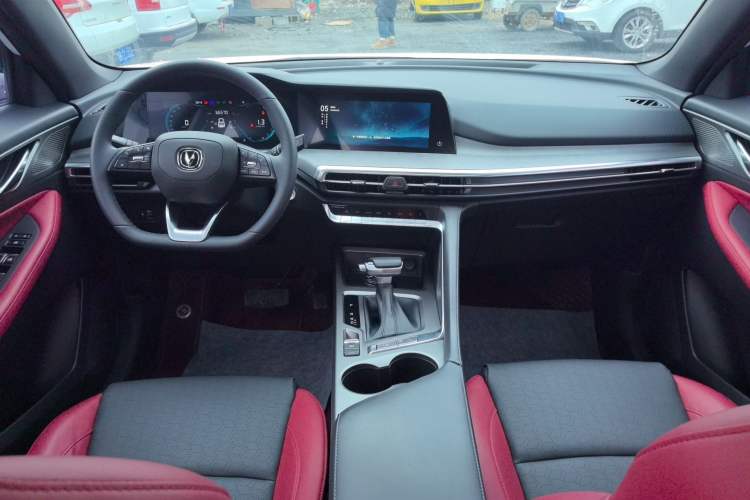 Used Changan CS35PLUS 2021 Blue Whale NE 1.4T DCT Luxury Model