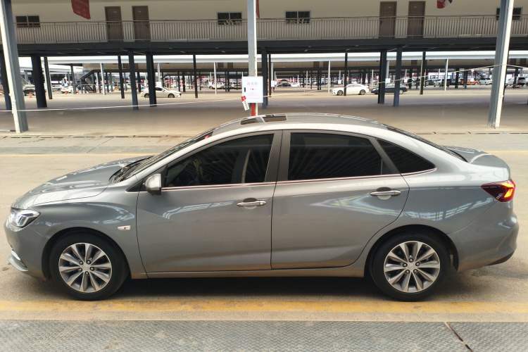 Used Chevrolet Monza 2021 320 Automatic Enjoyment Sunroof Edition