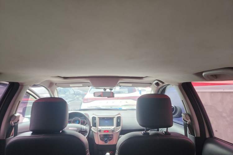 Used Haval H1 2017 Red-Label 1.5L AMT Luxury Model
