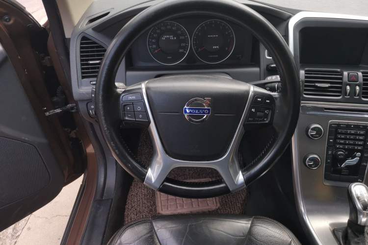 Used Volvo XC60 2013 T5 Comfort Edition