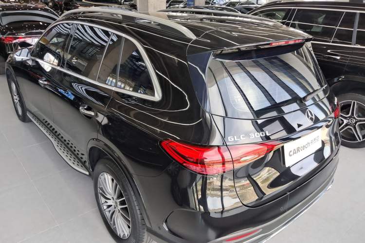 Used Mercedes-Benz GLC 2024 Refreshed GLC 300 L 4MATIC Dynamic Version 5 Seats