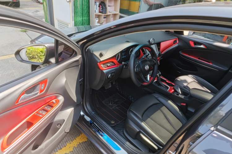 Used Buick Verano 2018 Sedan 20T Dual-Clutch Leading Model