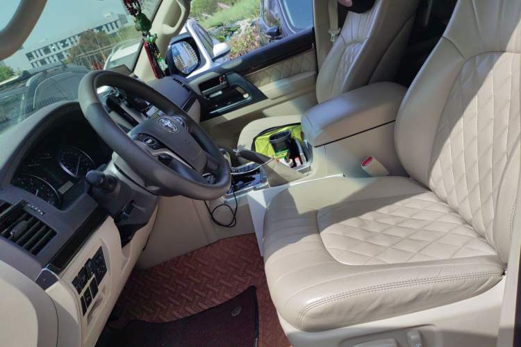Used Toyota Land Cruiser 

