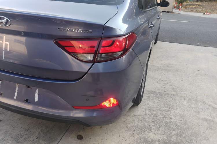 Used Hyundai Celesta 2017 1.6L Automatic Enjoyment Version GLS