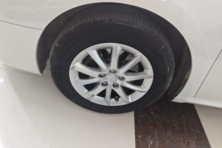 Used Peugeot 508 2015 1.6THP Automatic Zhiiyi Edition Left Front Wheel Hub