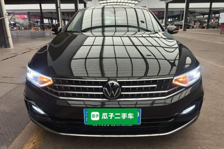 Used Volkswagen Magotan 2023 2 Million Units Commemorative Edition 330TSI DSG Luxury Version
