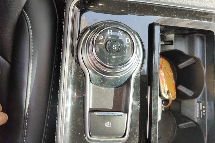 Used Ford Edge 2021 PLUS EcoBoost 245 Two-Wheel-Drive Titanium 7-Seater