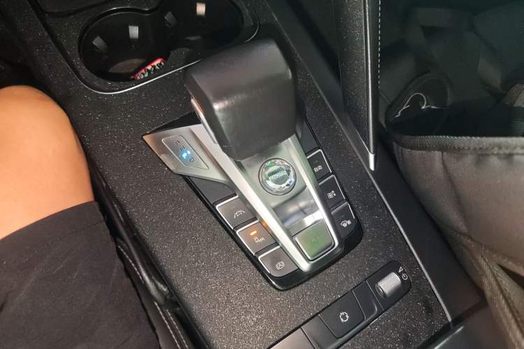 Used BYD Song Pro 2019 1.5T Automatic Prestige Model Gear Lever