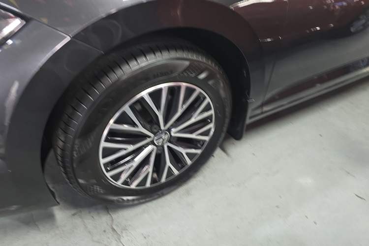 Used Volkswagen Sagitar 2025 200TSI DSG Flyover Edition Left Front Wheel Hub