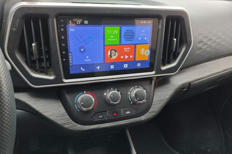 Used Chana Ruixing EM80 2025 Customized Passenger Version 6-Seater 300km Side-Hinged Doors
