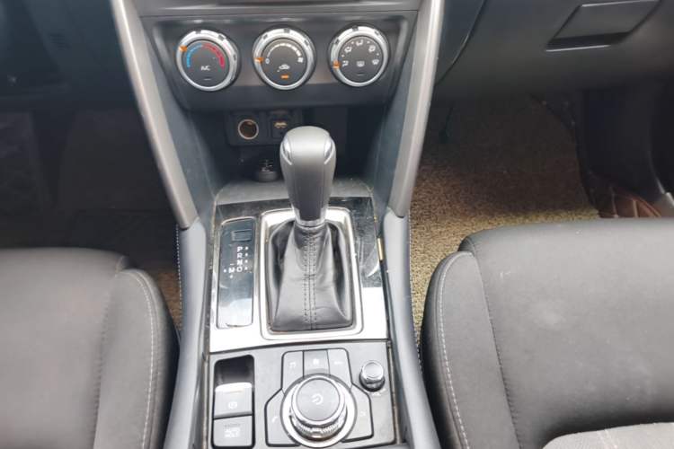 Used Mazda CX-4 2016 2.0L Automatic 2WD Blue Sky Dynamic Edition
