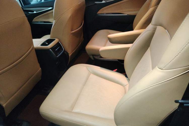 Used SAIC MAXUS G50 2025 MAX 1.5T Automatic Luxury Edition