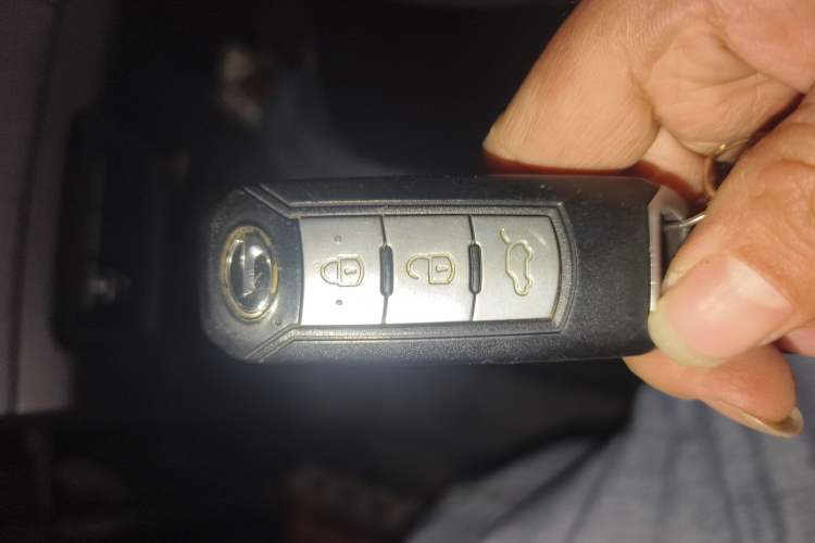 Used GAC Trumpchi GS5 2014 2.0L Automatic Two-Wheel Drive Anniversary Value Edition