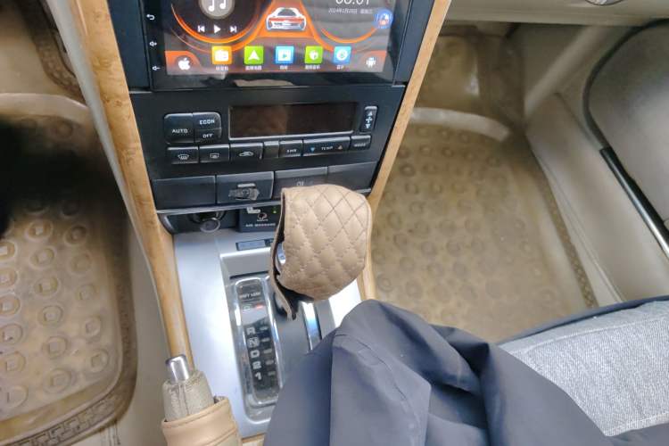 Used Nissan Lannia 2004 Zhizun 2.0L Automatic Comfort Model Gear Lever