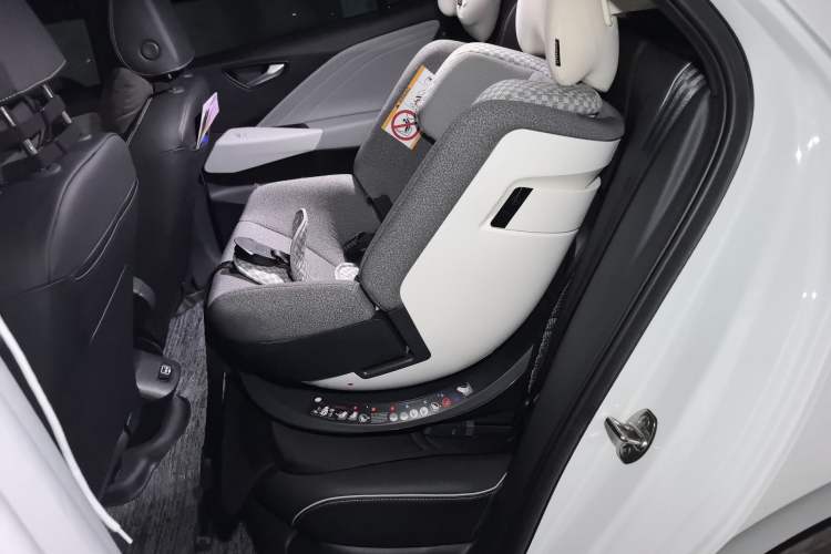 Used Volkswagen ID.3 2024 Outstanding Edition
