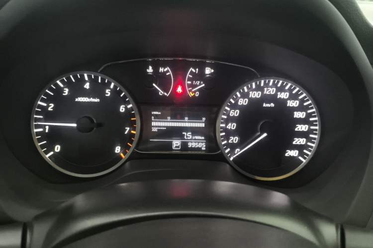 Used Nissan Sylphy 2019 1.6XV CVT Smart Connect Luxury Edition China VI Standard Instrument Cluster