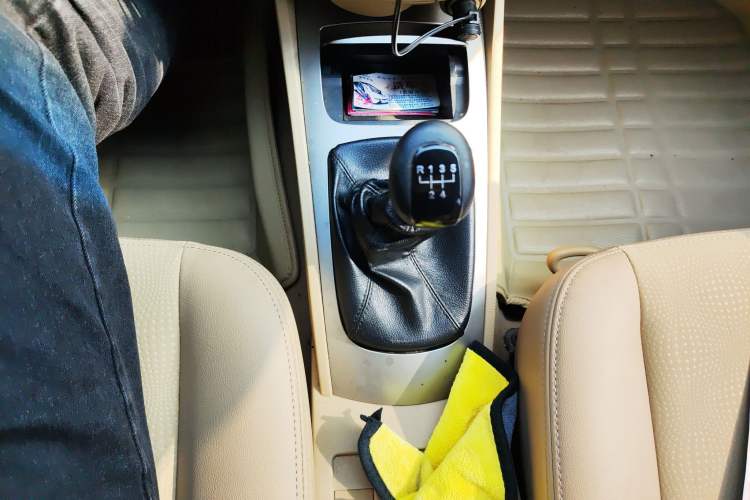 Used Buick Excelle 2013 1.5L Manual Classic Model