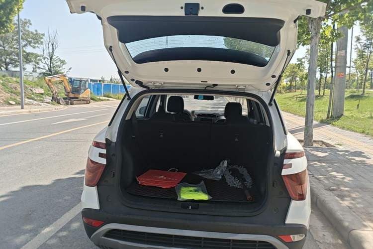 Used Hyundai ix25 2020 1.5L CVT GLS Smart Model Trunk