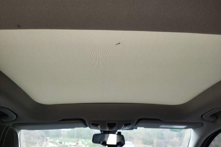 Used Mercedes-Benz GLA 2015 GLA 200 Sport Edition Headliner