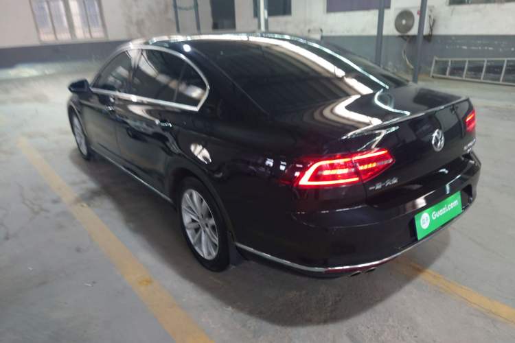 Used Volkswagen Magotan 2018 330TSI DSG Advanced Model
