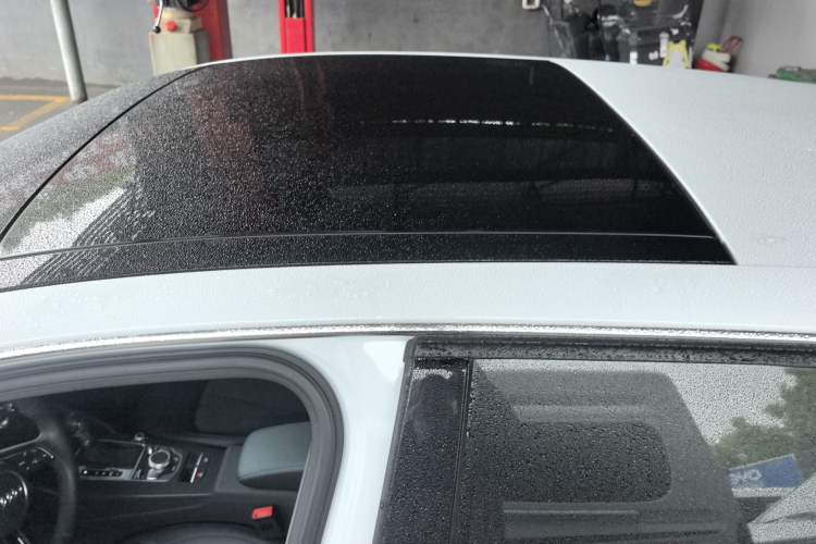 Used Audi A3 2020 Sportback 35 TFSI Fashion Edition China VI Emission Standard Roof